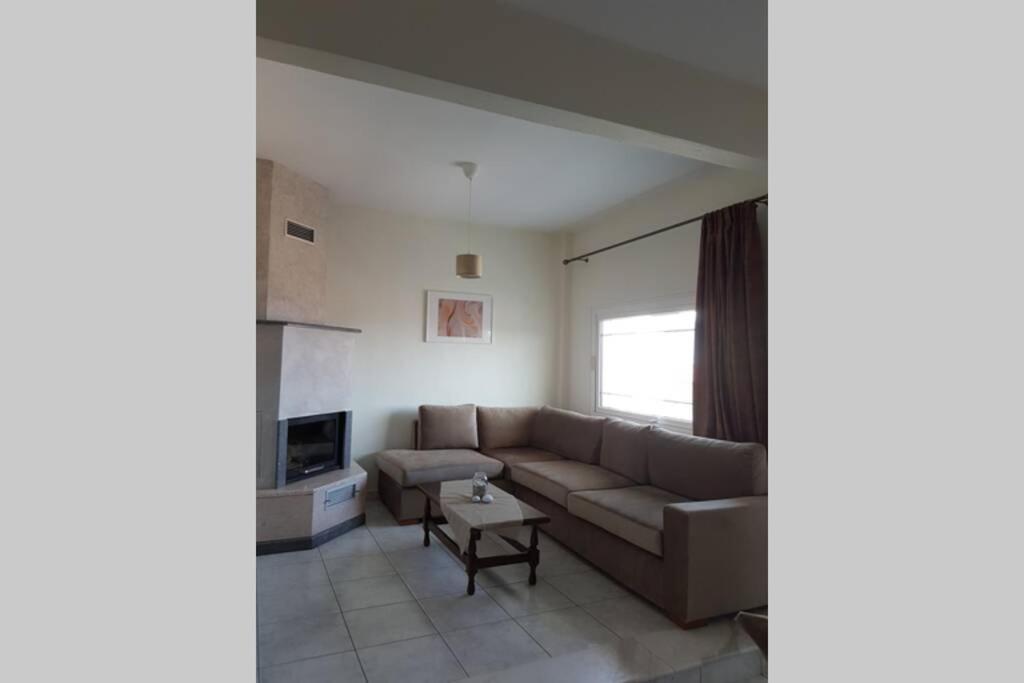 ~Melhouse~ Next To The Sea, Spacious, Bright 奥林匹亚达 外观 照片
